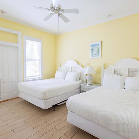 Deluxe Queen At The Curry Mansion - Parking & Heated Pool! Key West Kültér fotó