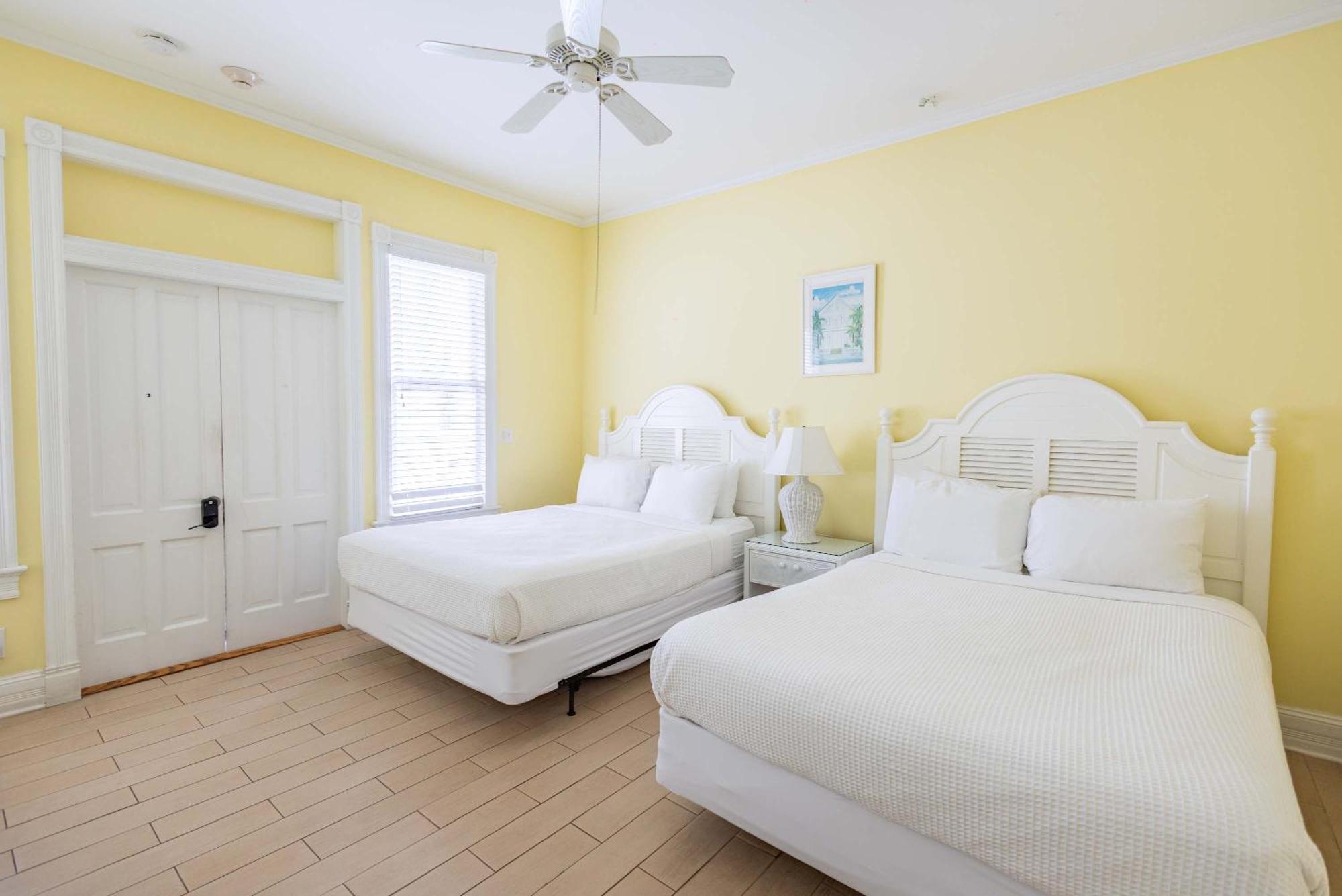 Deluxe Queen At The Curry Mansion - Parking & Heated Pool! Key West Kültér fotó