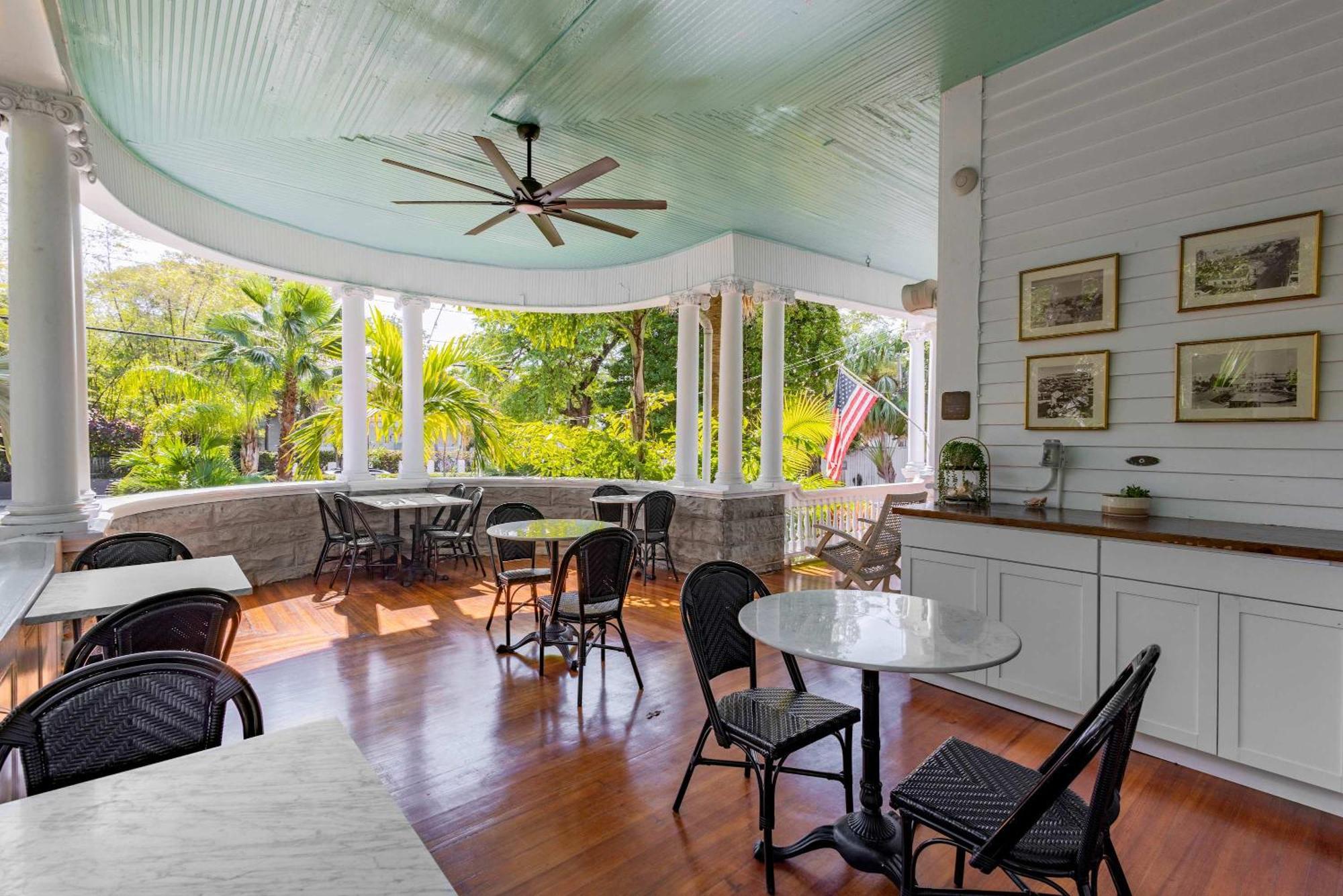 Deluxe Queen At The Curry Mansion - Parking & Heated Pool! Key West Kültér fotó