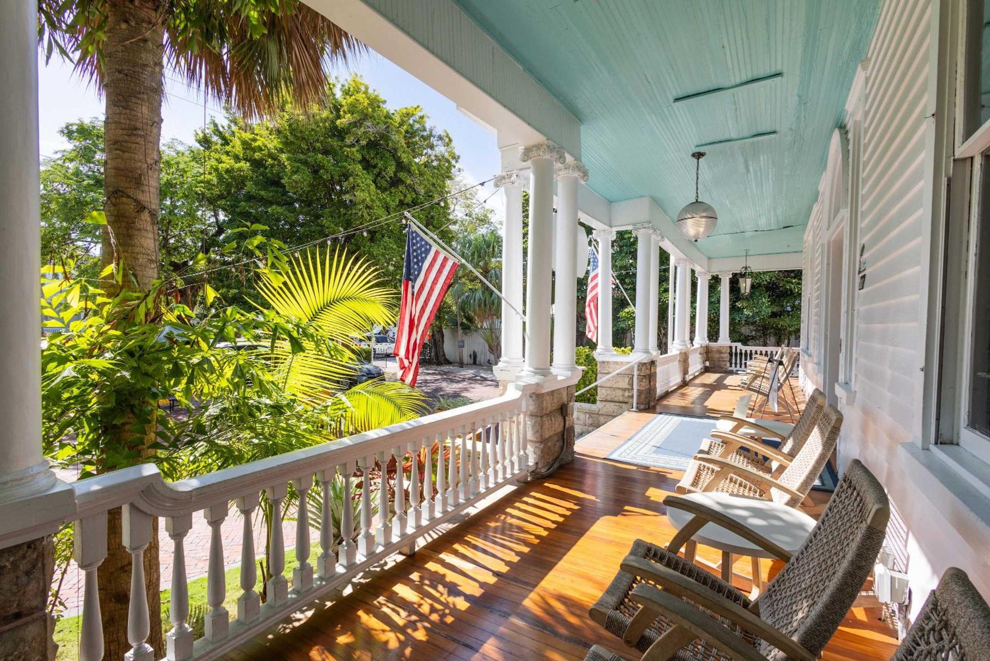 Deluxe Queen At The Curry Mansion - Parking & Heated Pool! Key West Kültér fotó